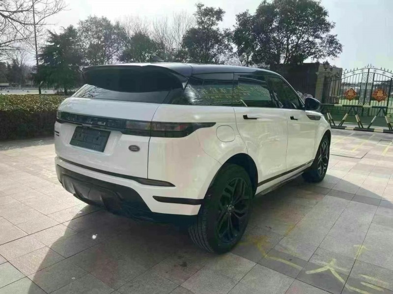 济宁21年路虎极光6