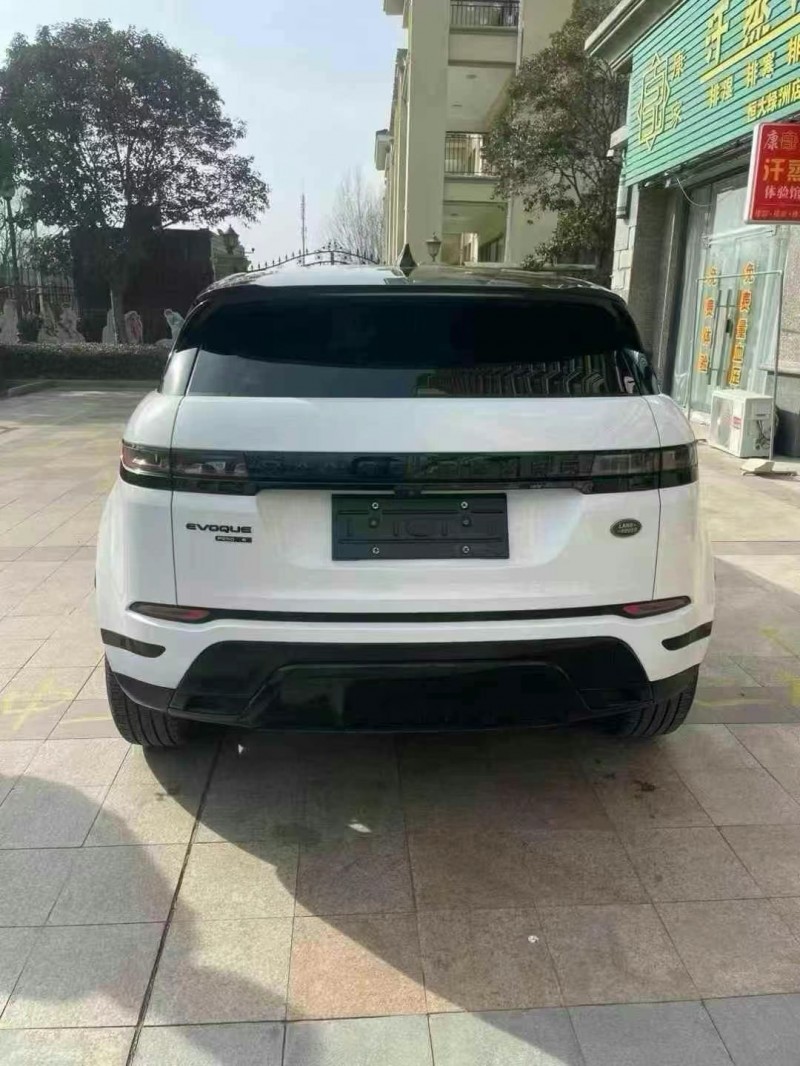 济宁21年路虎极光8