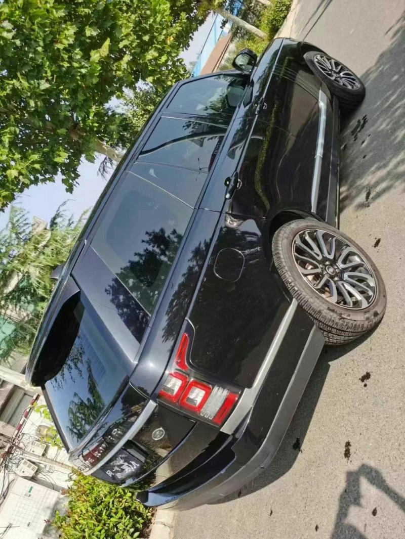 济宁18年路虎揽胜行政7