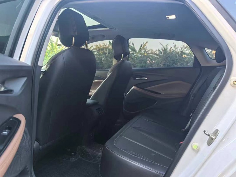 广州21年别克威朗6