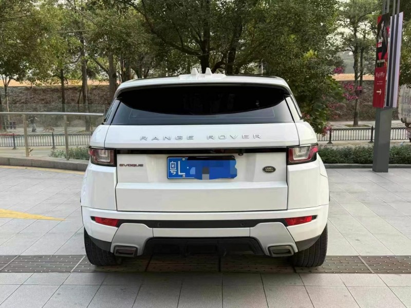 东莞18年路虎极光9