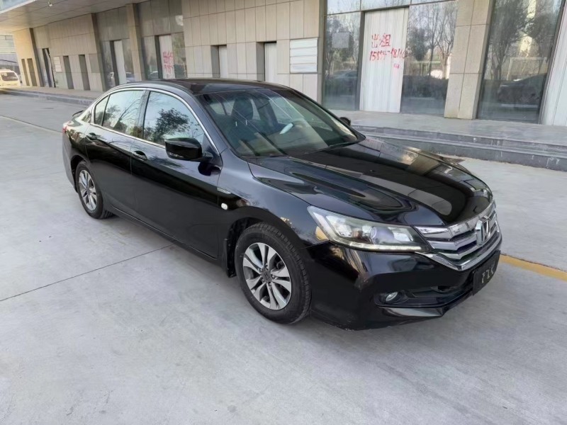 济宁14年本田雅阁2