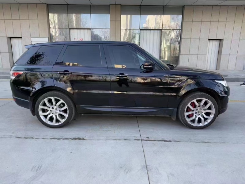 济宁14年路虎揽胜运动7