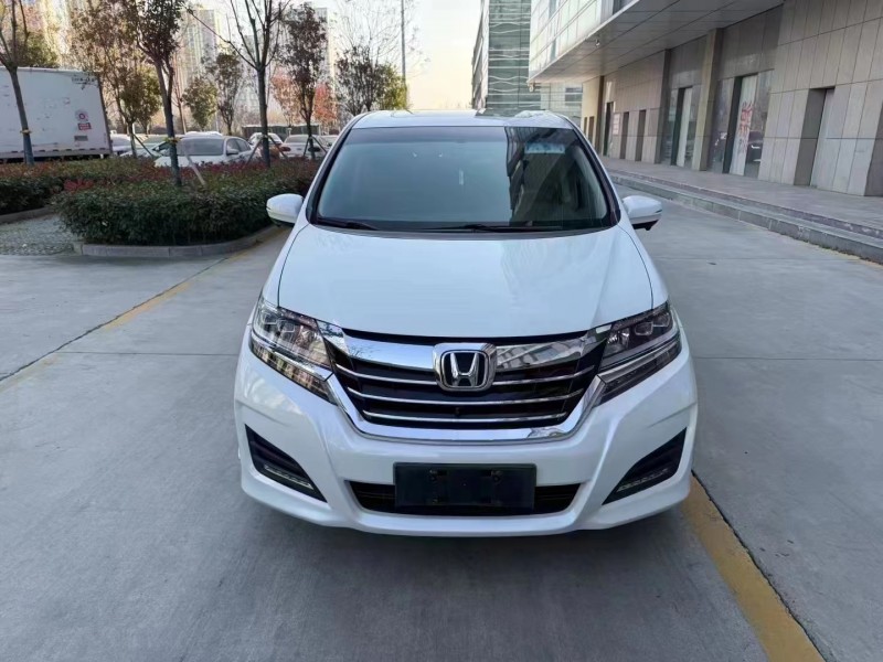 济宁19年本田艾力绅1