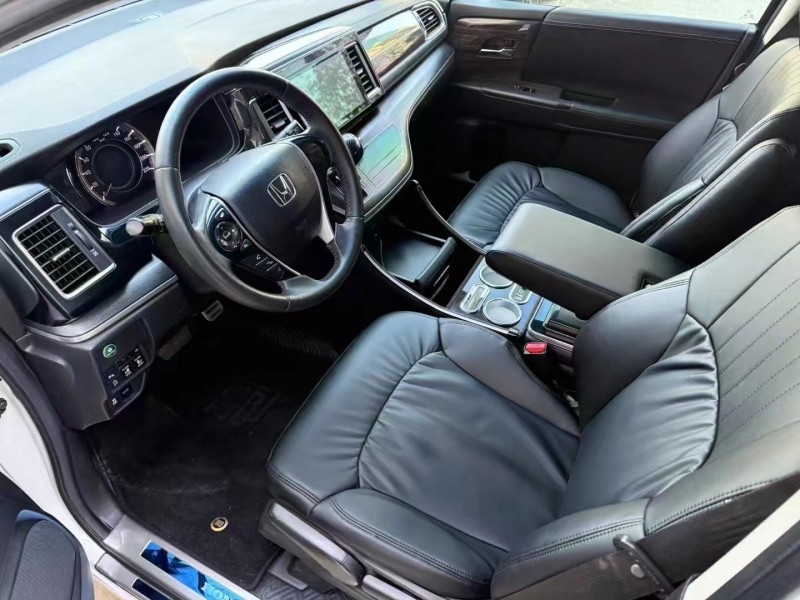 济宁19年本田艾力绅4