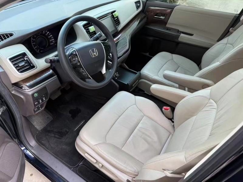 济宁18年本田奥德赛4