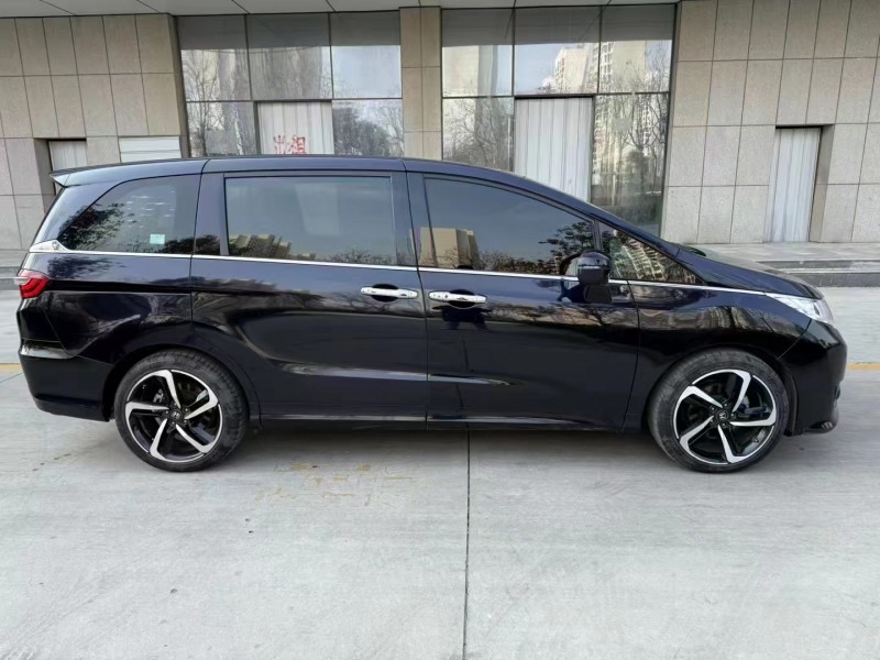 济宁18年本田奥德赛8