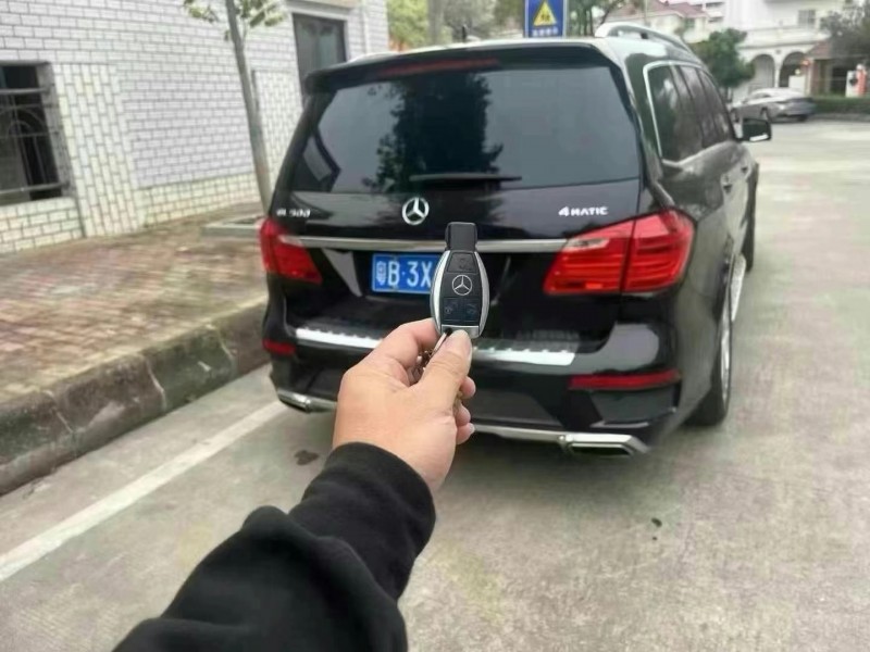 深圳17年奔馳GL7