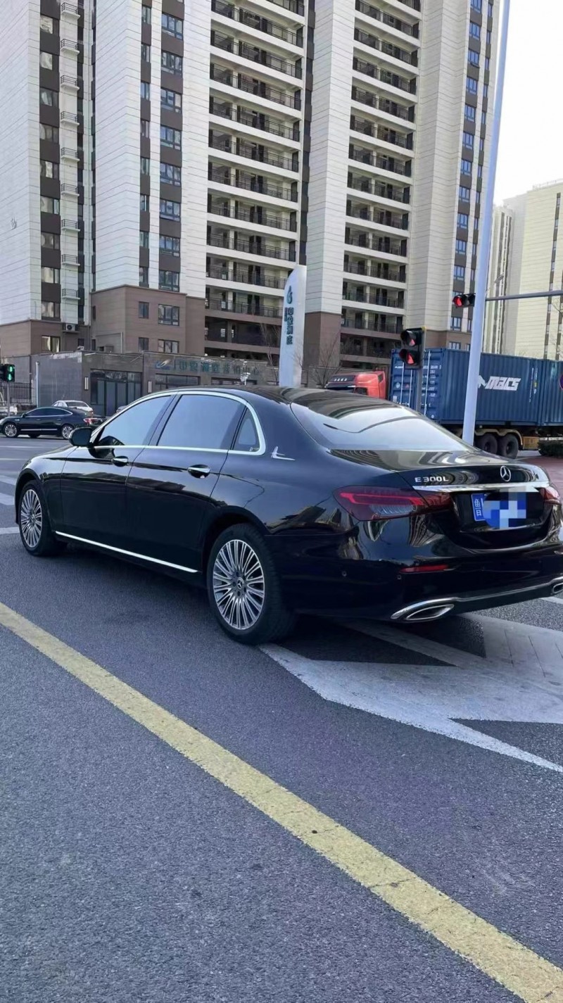济宁21年奔驰E7