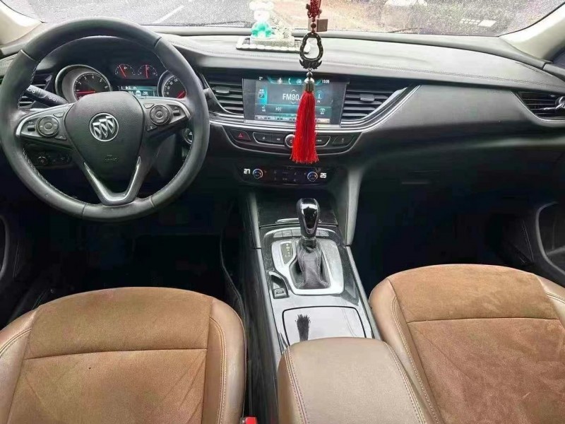 枣庄20年别克君威4