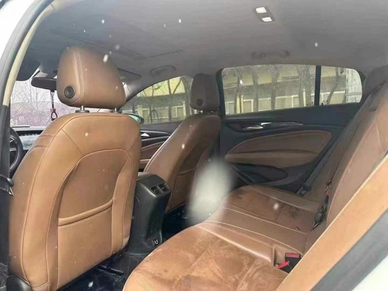 枣庄20年别克君威5