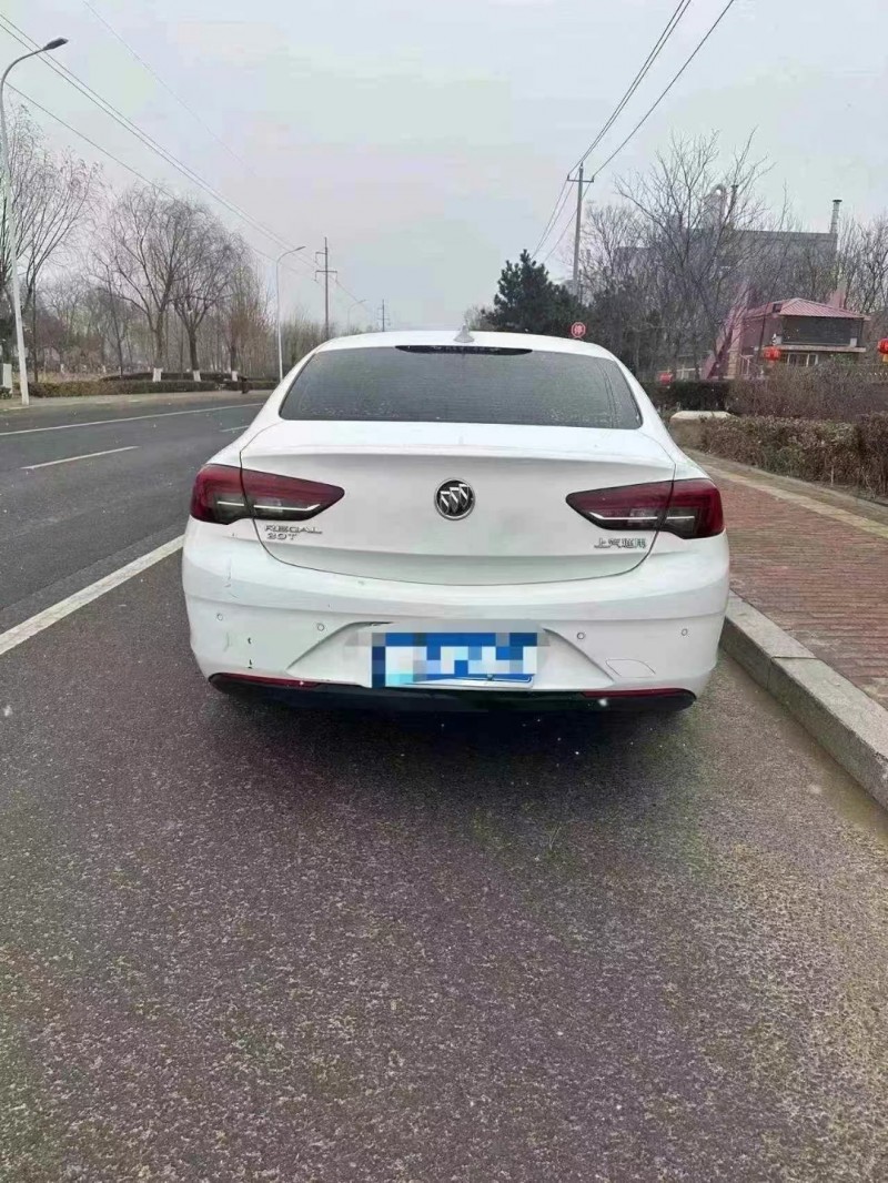 枣庄20年别克君威8