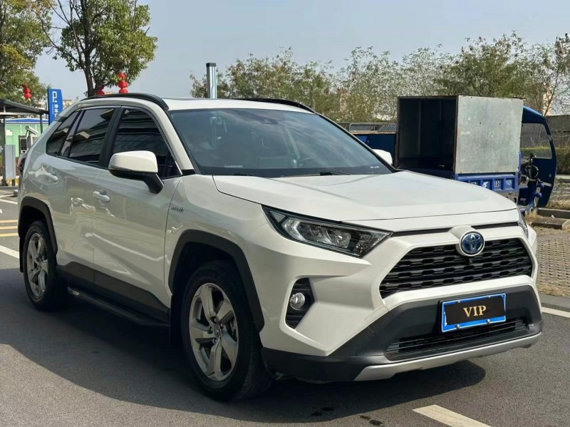 东莞22年丰田RAV4荣放2