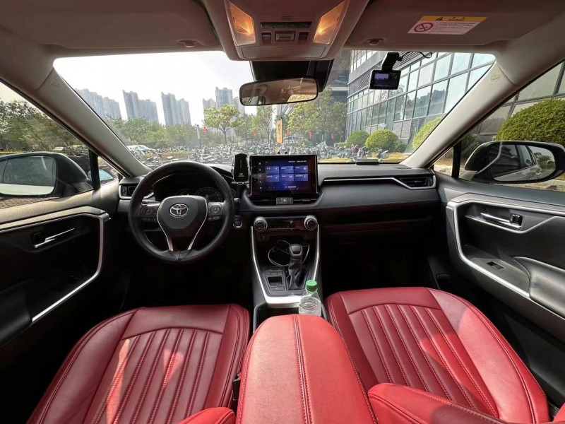 东莞22年丰田RAV4荣放6