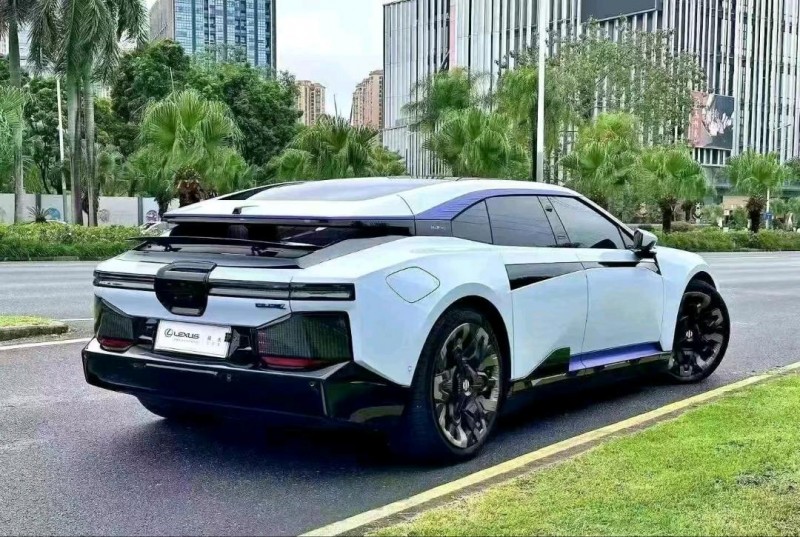 福州23年高合汽車HiPhi Z7