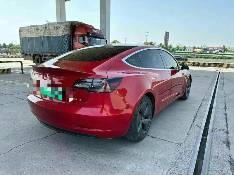保定22年特斯拉MODEL 38