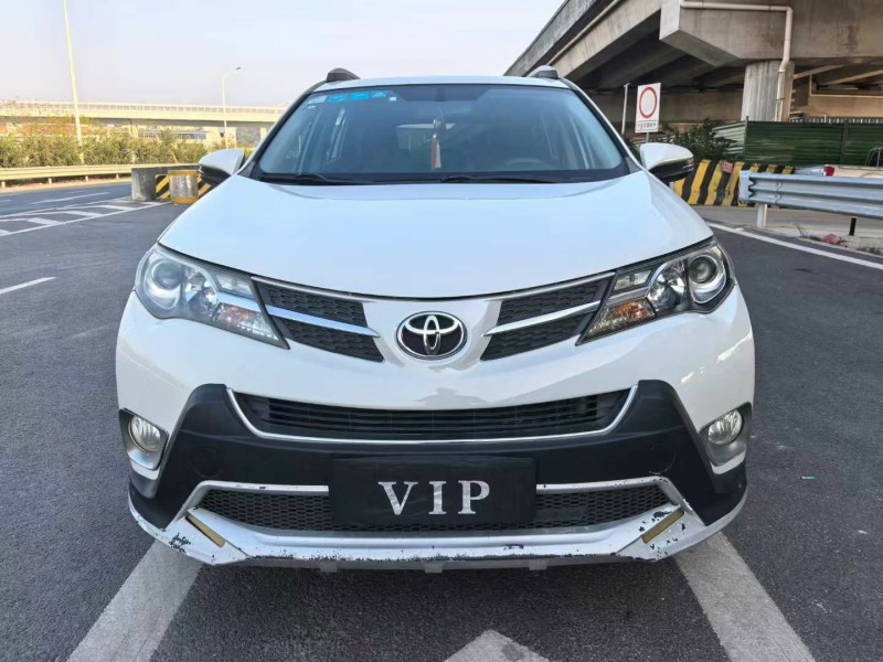 广州15年丰田RAV4荣放1