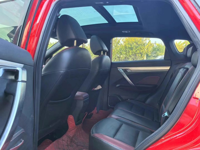 广州19年吉利缤越8