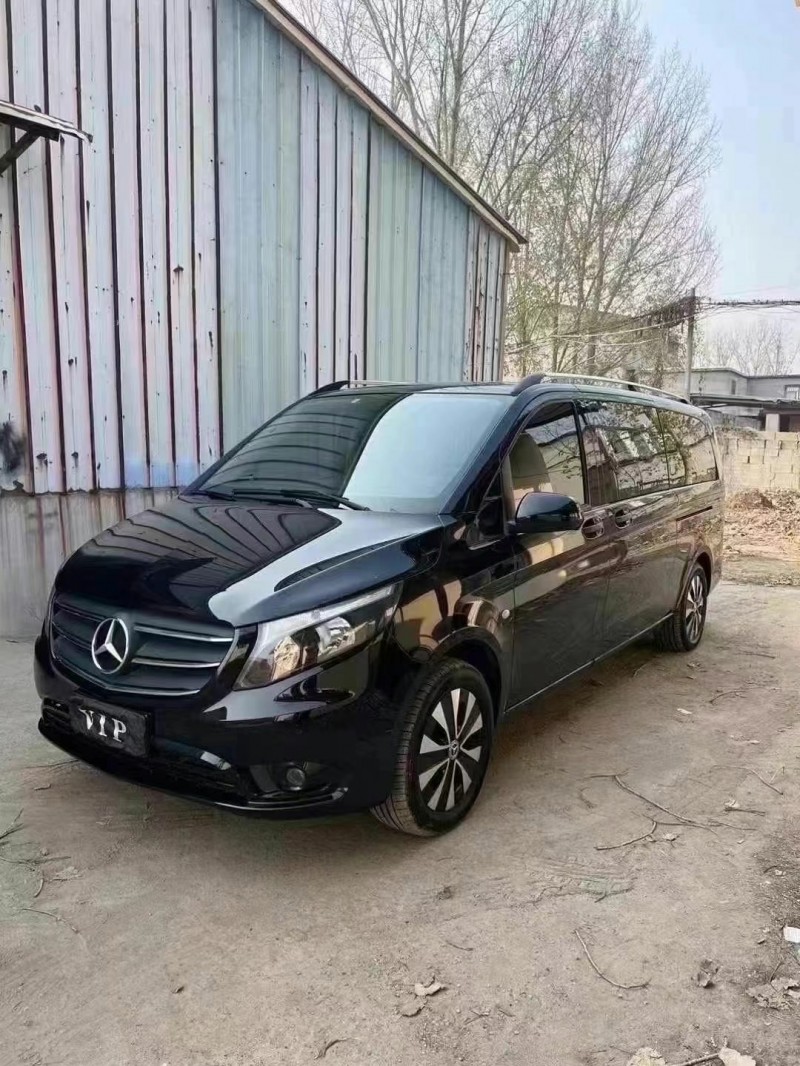 菏泽21年奔驰威霆3