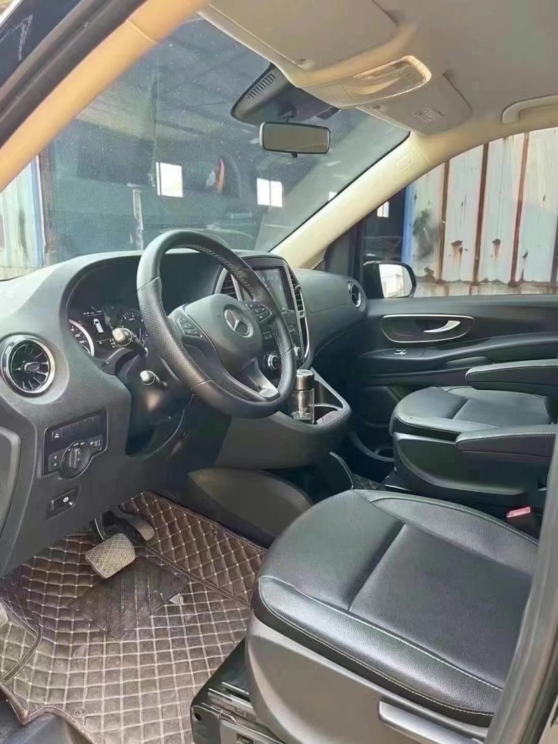 菏泽21年奔驰威霆5