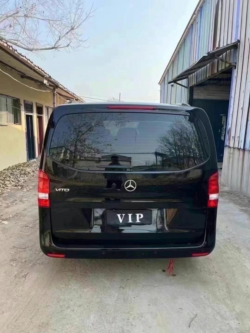 菏泽21年奔驰威霆9