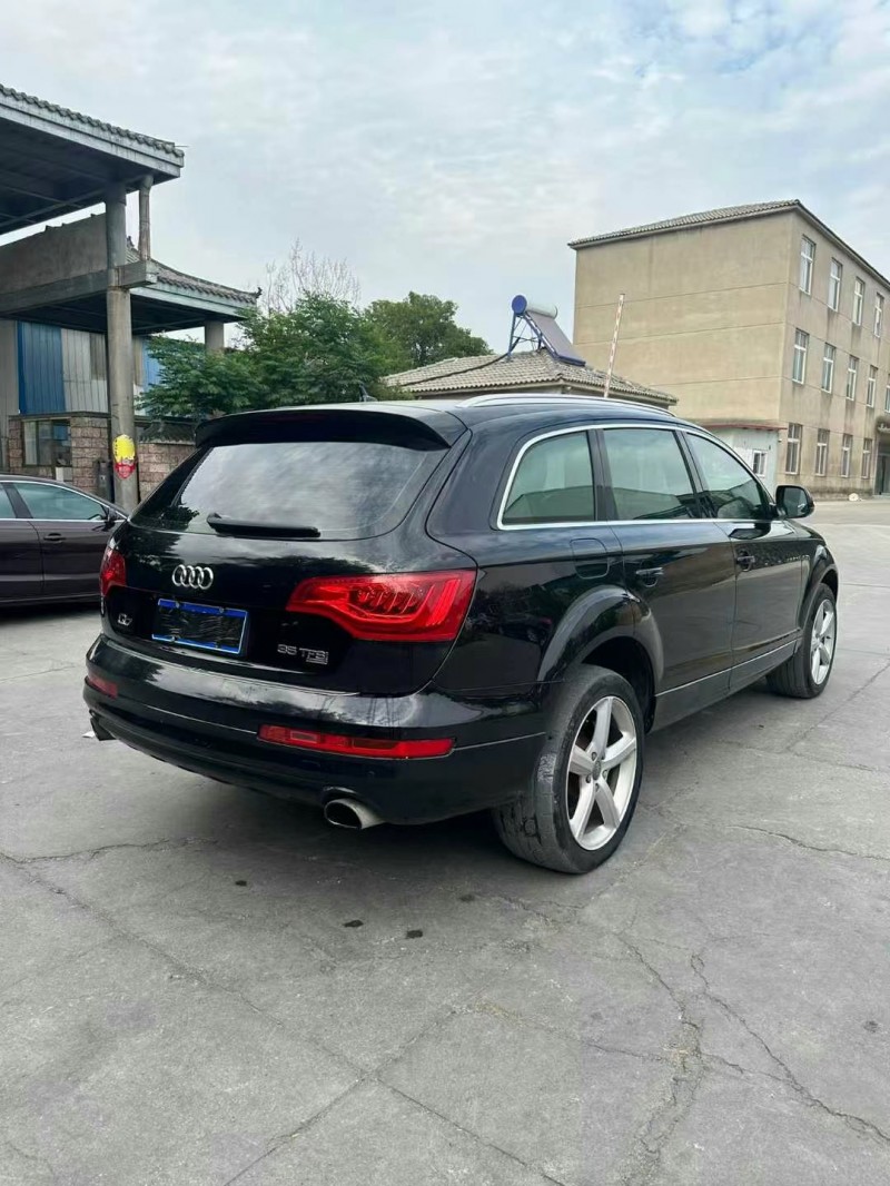 徐州14年奥迪Q76