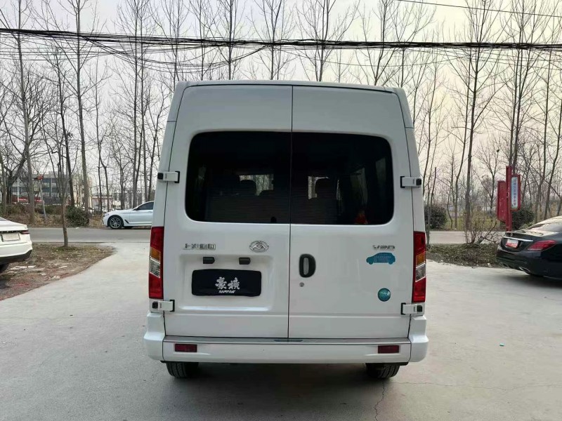 徐州23年大通V809