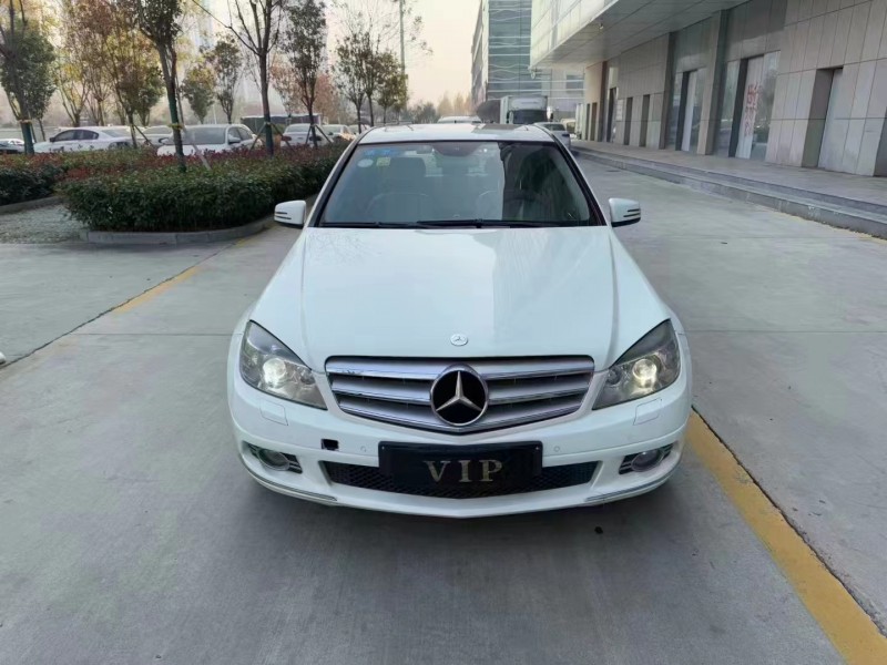 济宁11年奔驰C1