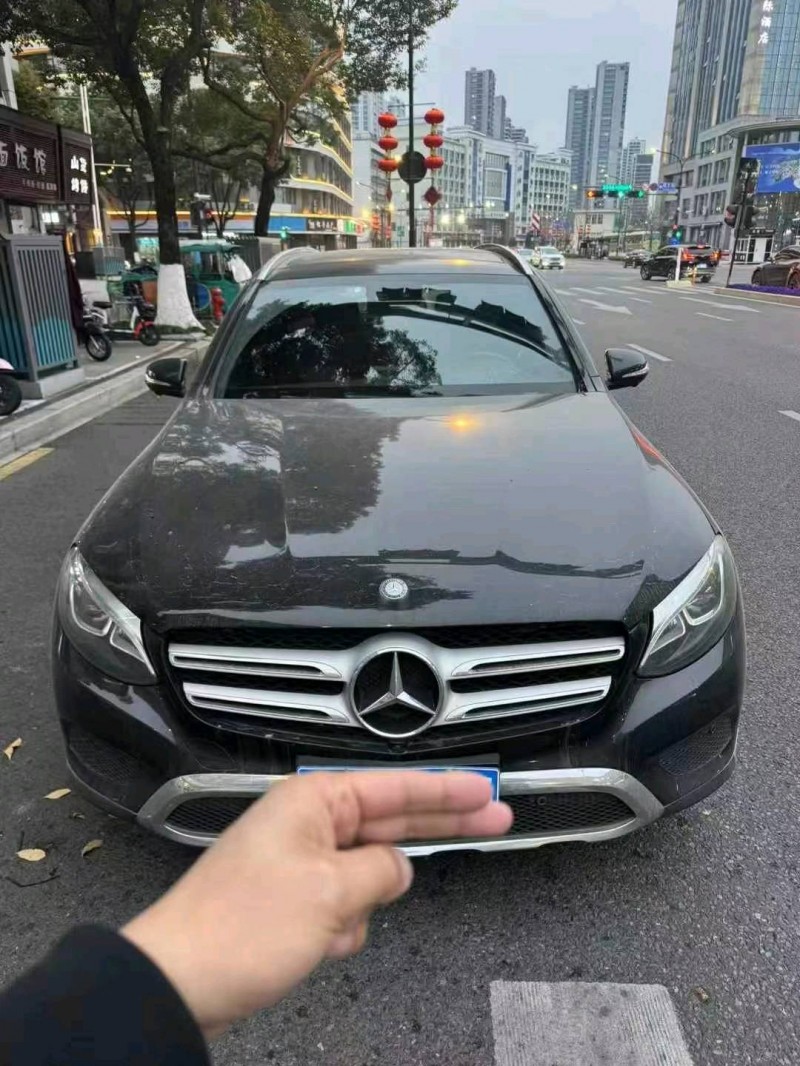 徐州16年奔驰GLC1