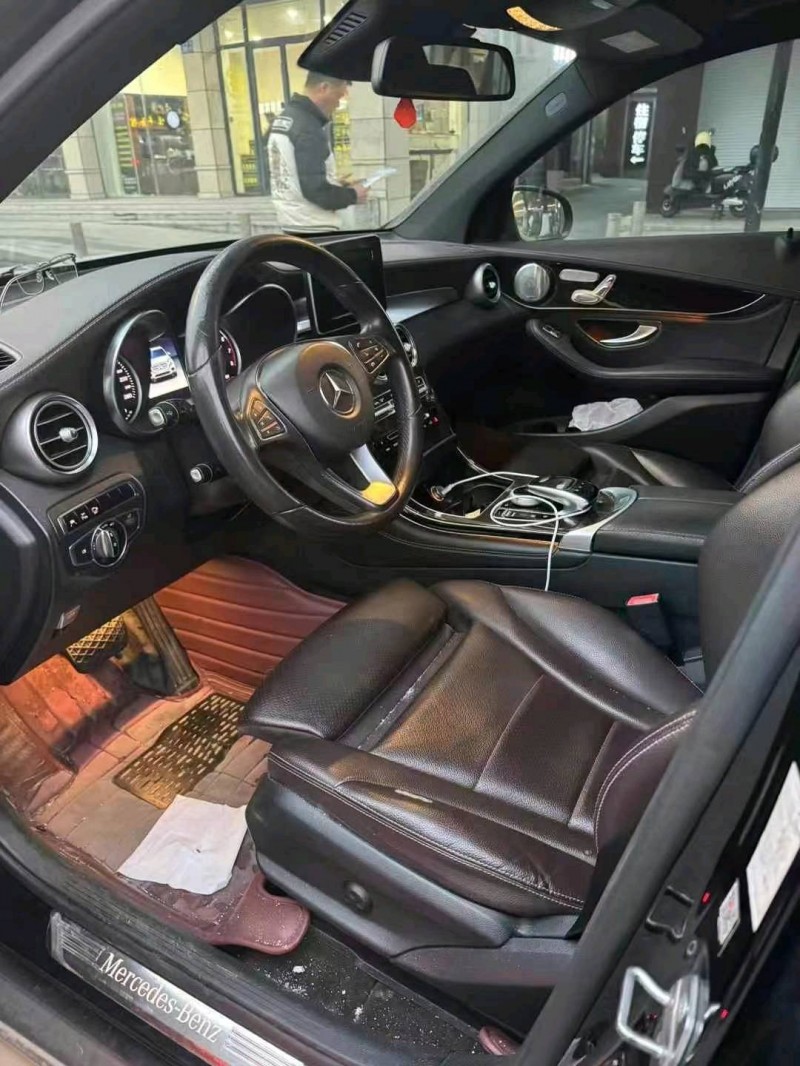 徐州16年奔驰GLC5