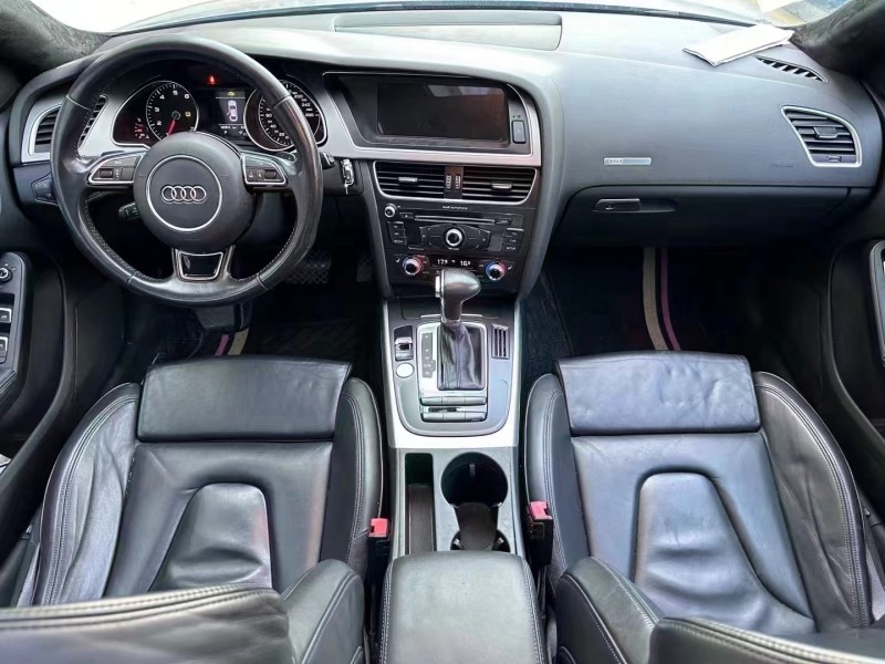 济宁15年奥迪A55