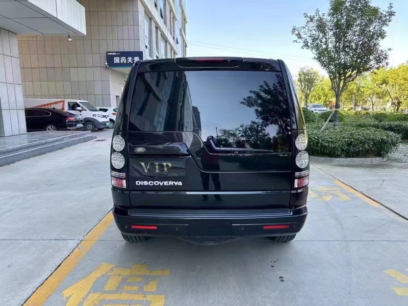 济宁16年路虎发现9