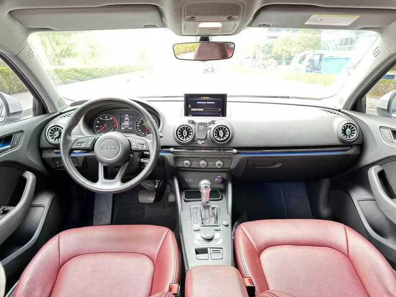 东莞18年奥迪A35