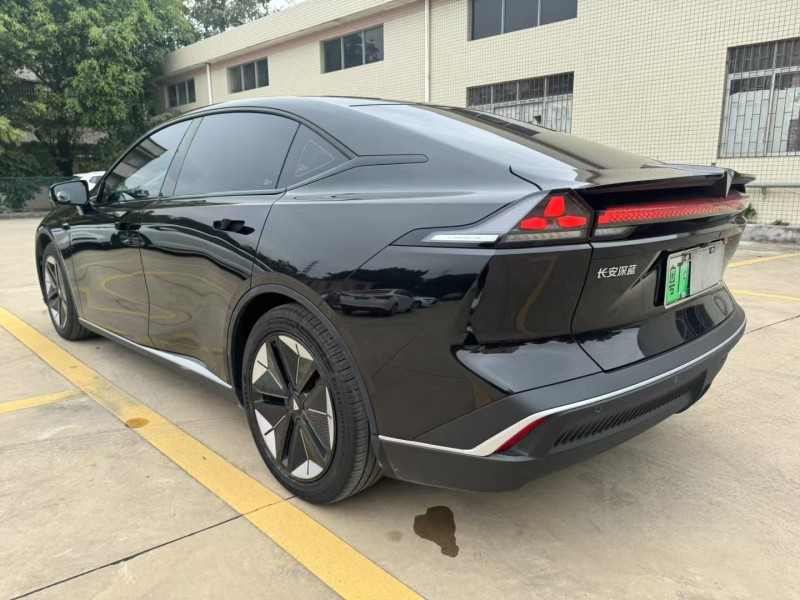 中山24年長安汽車深藍5