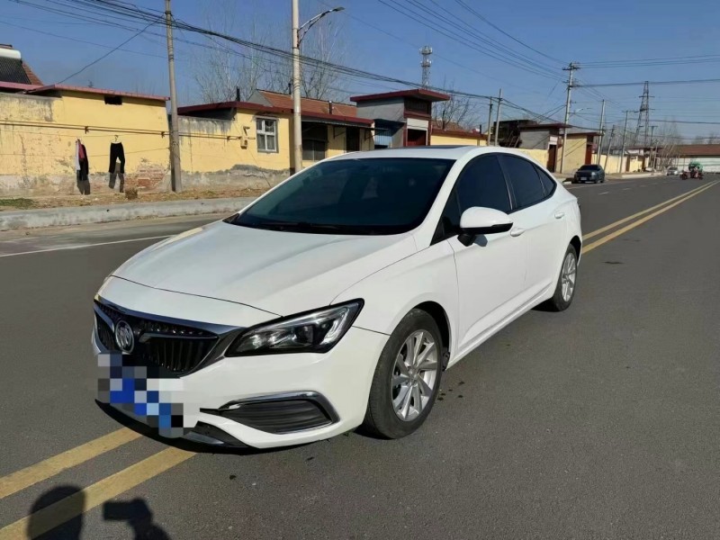 济宁17年别克威朗2