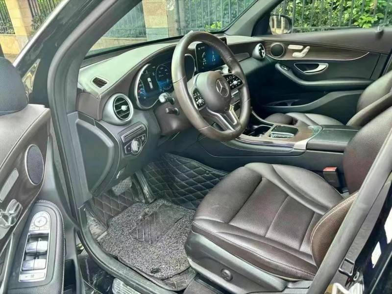 广州22年奔驰GLC4