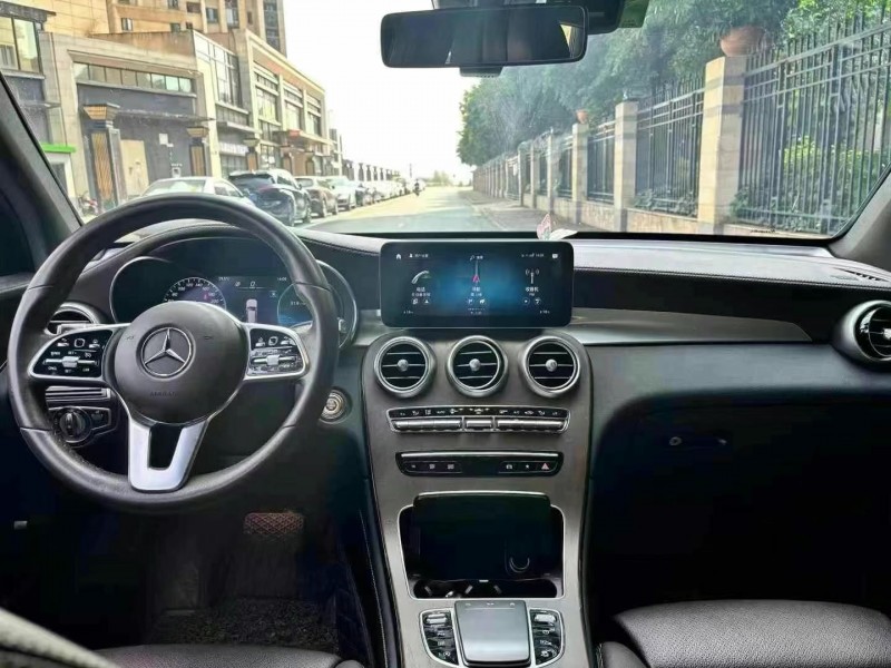 广州22年奔驰GLC5