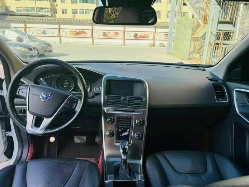 濟寧14年沃爾沃XC604