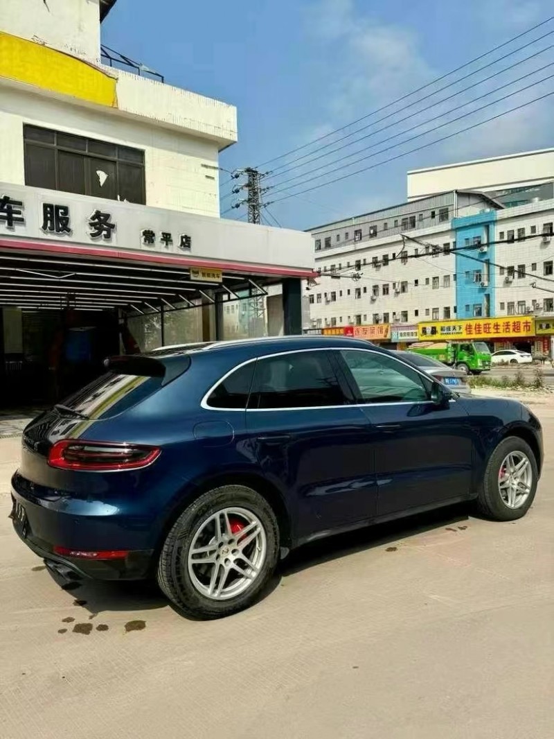 佛山15年保時捷Macan7