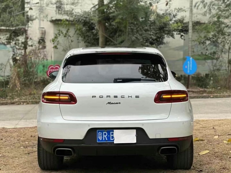 广州15年保时捷Macan9