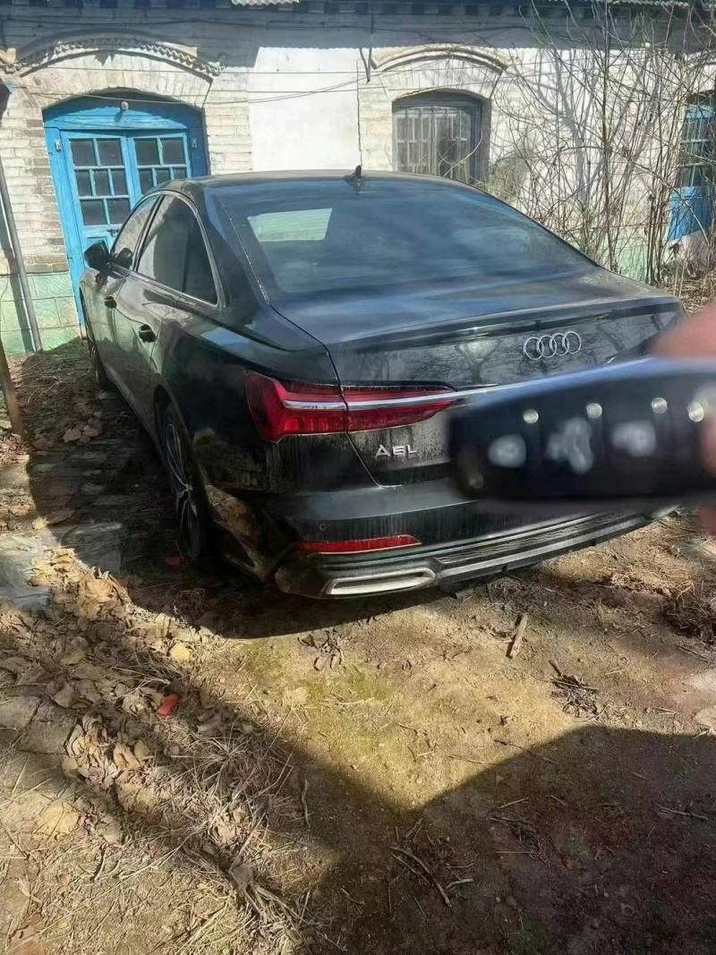 济宁21年奥迪A6L4