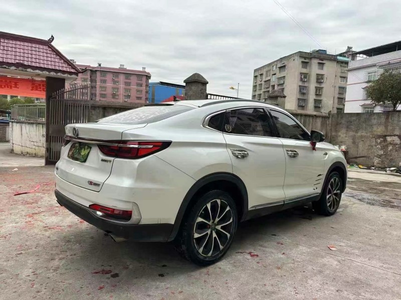 邵陽19年長安汽車CS857