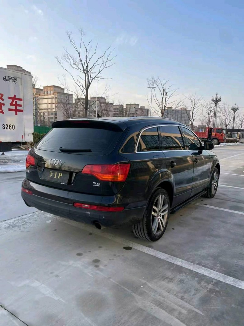 宿遷09年奧迪Q78