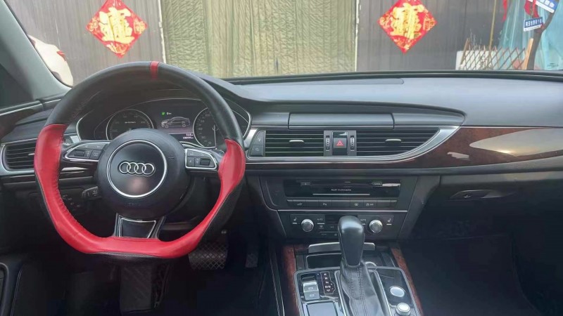 济宁19年奥迪A6L6