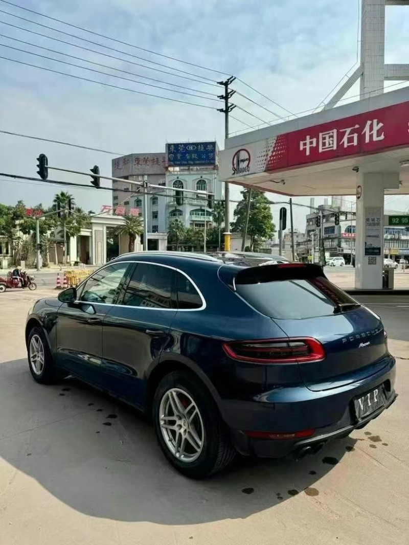 东莞15年保时捷Macan8