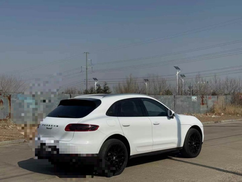 青岛18年保时捷Macan7