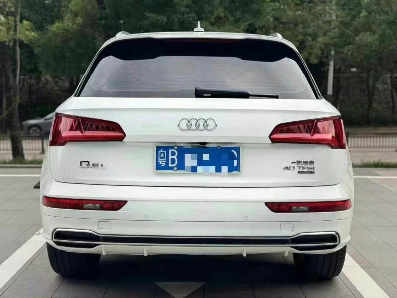 深圳18年奧迪Q59