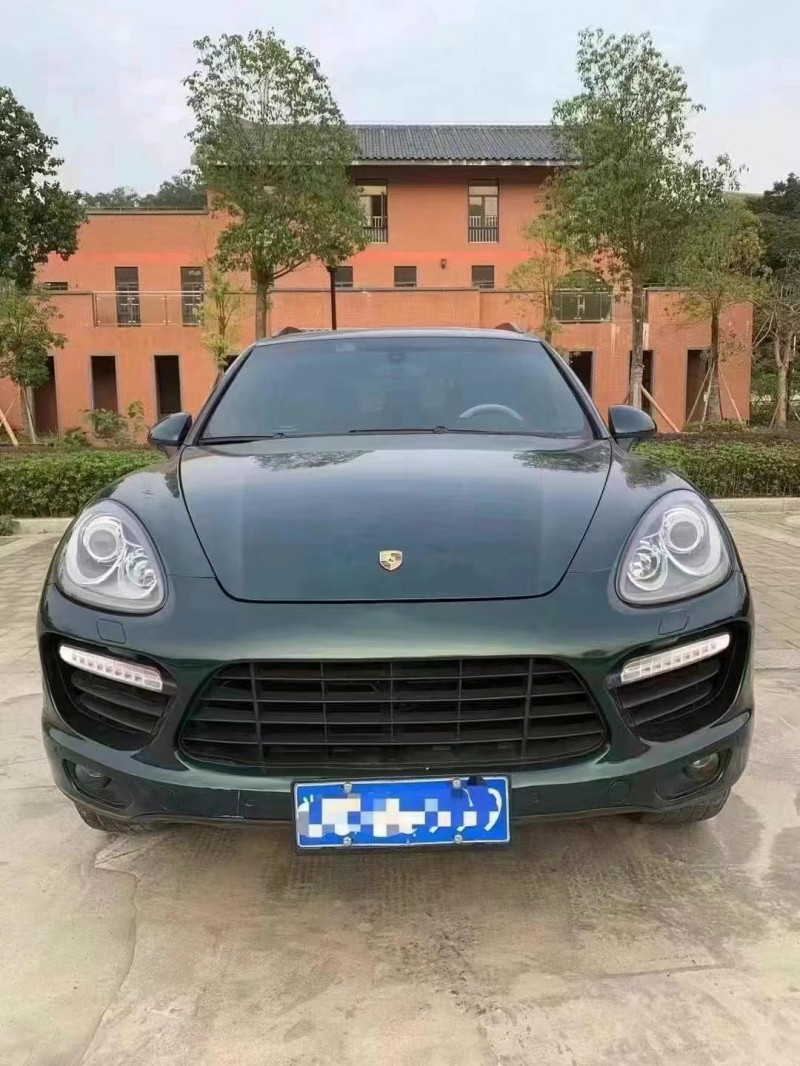 广州12年保时捷卡宴1