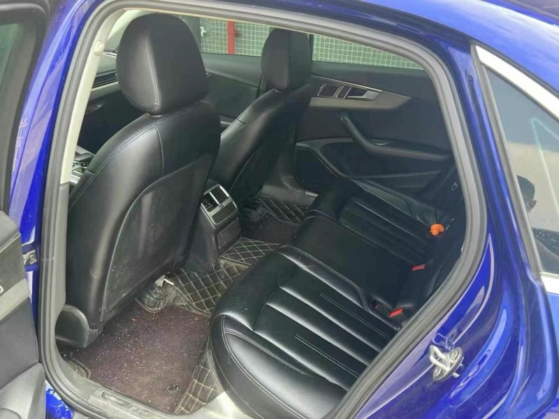 广州17年奥迪A4L6