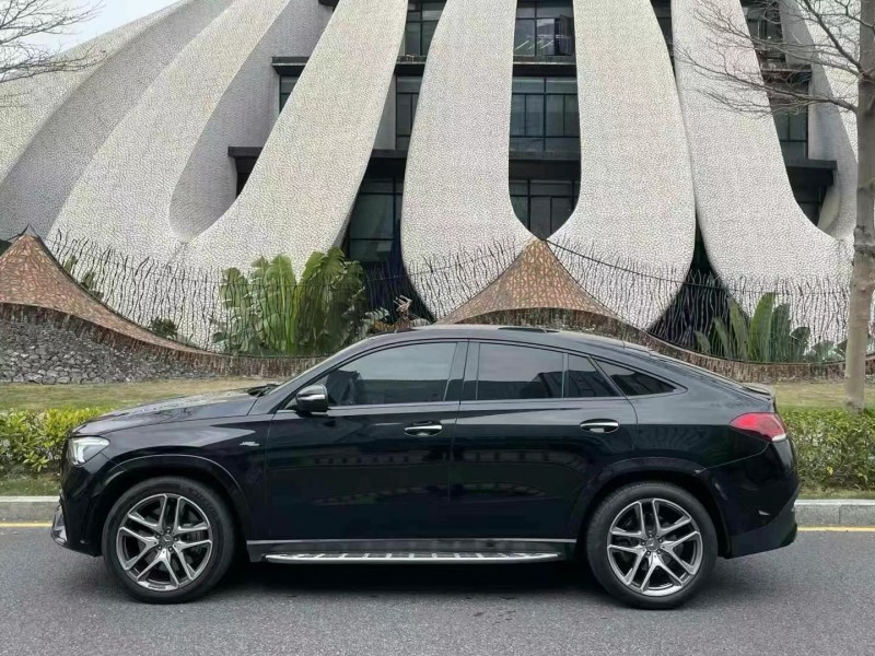 广州21年奔驰GLE8